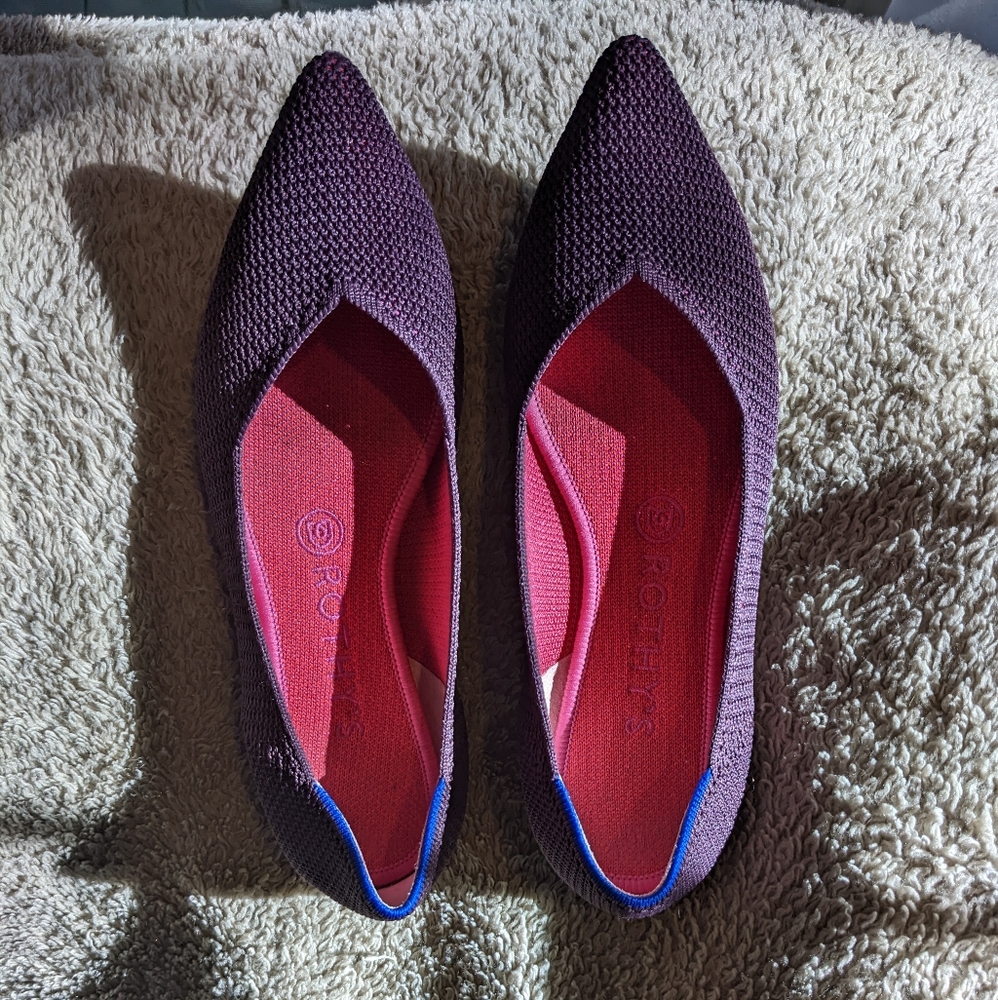 Rothy's the Point flat in berry lattice